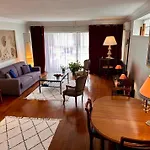 Vintage Chic Stay In Le Marais